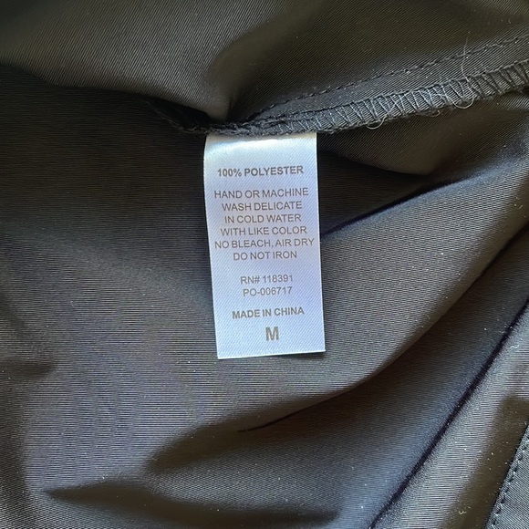 ♻️DONATED DEC. 2023♻️ 
NWOT High Supply street style pullover - Picture 8 of 9